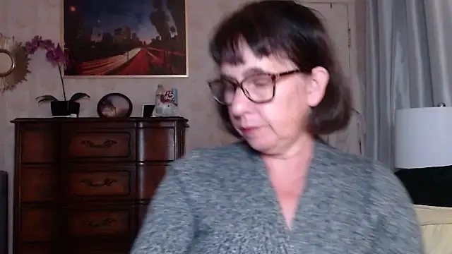 BigbustedBrenda online show from 12/02/25, 06:31