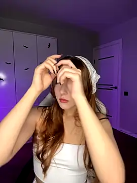 Snapshot of musefox chatting on 11/07/25, 04:33 musefox online show from 11/07/25, 04:33