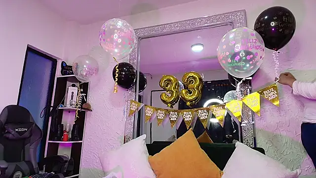 Natasha Amber online show from 12/04/25, 01:43