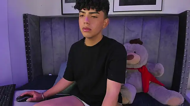 Niick Twiink online show from 11/04/25, 08:01