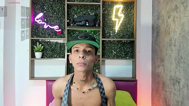 Max Steell online show from 11/11/25, 03:01