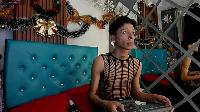 Max Steell online show from 11/29/25, 04:01