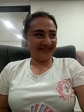 solandrea online show from 11/07/25, 11:30