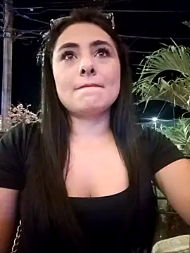 solandrea online show from 11/11/25, 03:01