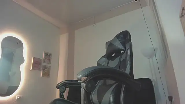 Senpai Lover online show from 11/09/25, 08:13