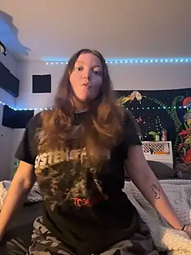 Snapshot of stonerbaby chatting on 11/03/25, 01:44 stonerbaby online show from 11/03/25, 01:44