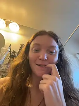 Snapshot of stonerbaby chatting on 11/04/25, 07:50 stonerbaby online show from 11/04/25, 07:50