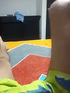 Snapshot of angeldefezcolombia chatting on 01/06/26, 03:32 angeldefezcolombia online show from 01/06/26, 03:32