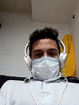 Snapshot of angeldefezcolombia chatting on 02/11/26, 08:03 angeldefezcolombia online show from 02/11/26, 08:03