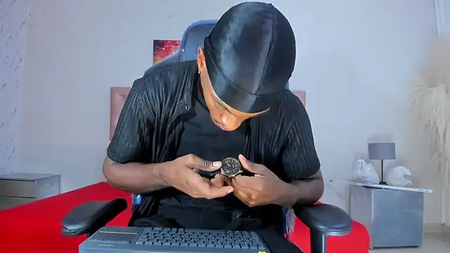 Snapshot of for_itan chatting on 02/24/26, 12:39 for itan online show from 02/24/26, 12:39