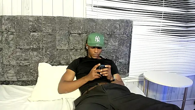 for itan online show from 03/28/26, 01:23