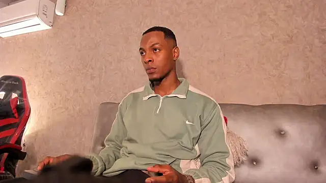 for itan online show from 11/30/25, 01:01