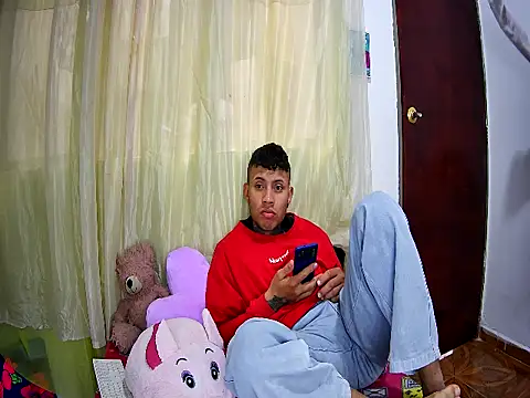 AlexaTinylicks online show from 10/28/25, 01:32