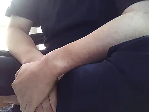 Stripholyday online show from 10/28/25, 12:00