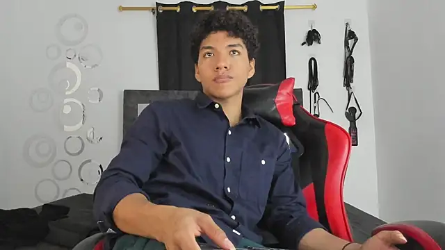 Maximiliano Khalil online show from 11/26/25, 07:25