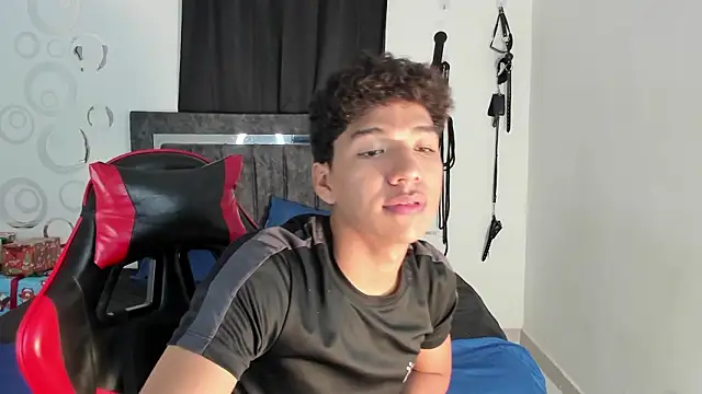 Maximiliano Khalil online show from 01/16/26, 08:35