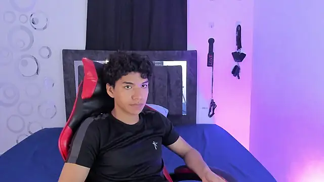 Maximiliano Khalil online show from 11/14/25, 08:01