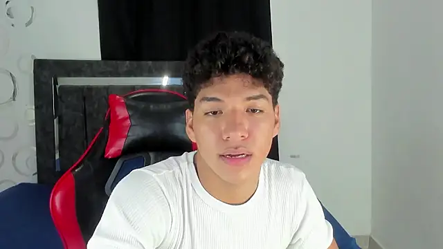 Maximiliano Khalil online show from 02/28/26, 07:24