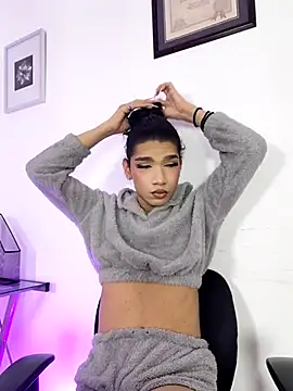 FernandaFox  online show from 05/14/26, 03:47