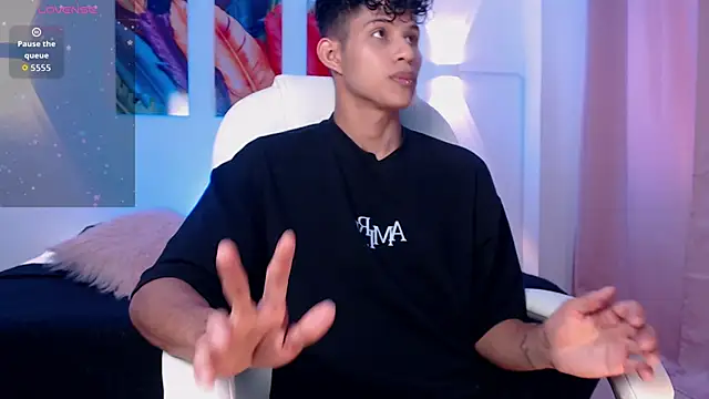 KamiSuarez online show from 03/17/26, 06:22