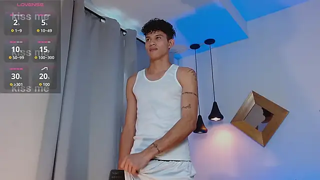 KamiSuarez online show from 02/05/26, 06:15