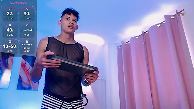 KamiSuarez online show from 03/02/26, 06:26