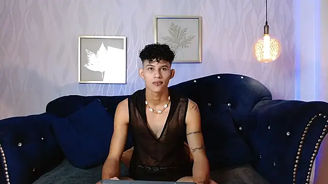 KamiSuarez online show from 11/03/25, 01:26