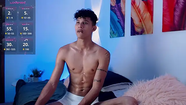 KamiSuarez online show from 03/19/26, 06:30