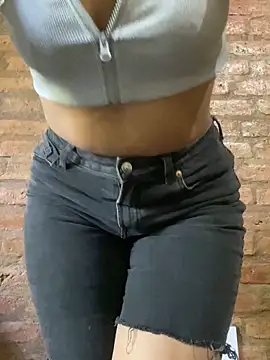 Catalina244 online show from 10/31/25, 01:30