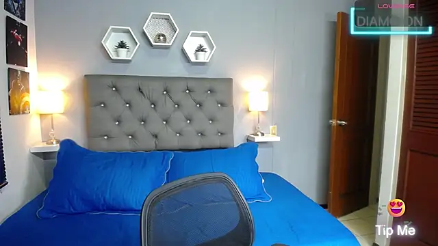 Snapshot of paul_myller chatting on 10/31/25, 01:24 paul myller online show from 10/31/25, 01:24