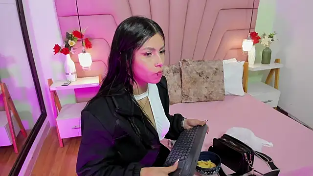 Kim Luna1 online show from 02/07/26, 03:14