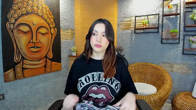 DakotaRussell  online show from 11/13/25, 11:03