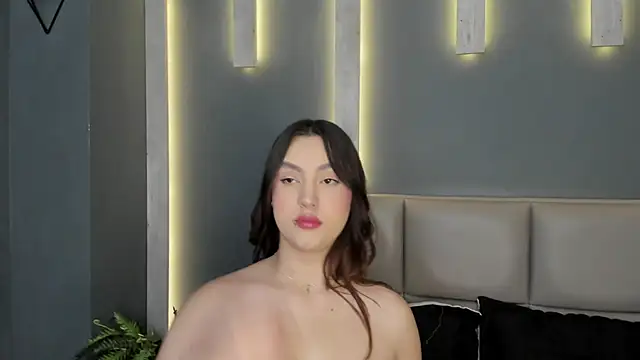 DakotaRussell  online show from 12/15/25, 11:16