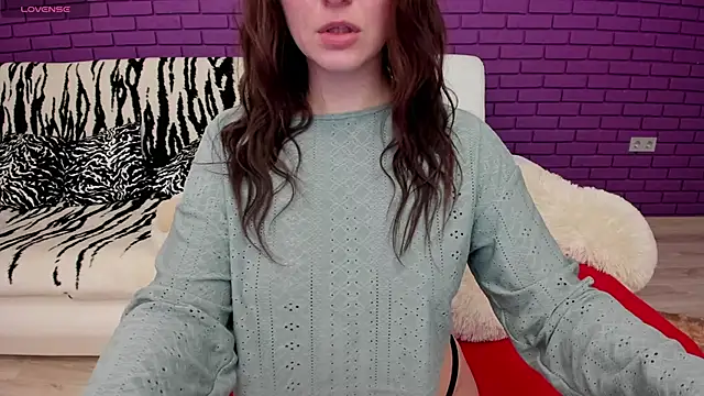 GlowMimi online show from 02/04/26, 04:46