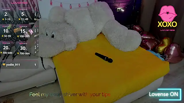 GlowMimi online show from 05/28/26, 04:24