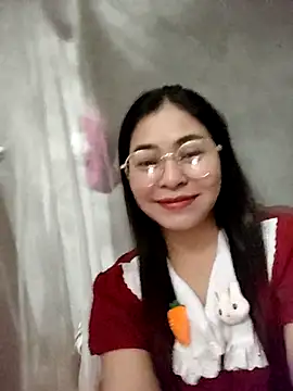Bamboo-niee123 online show from 04/20/26, 04:08