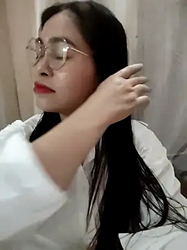 Bamboo-niee123 online show from 03/26/26, 05:17