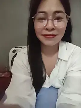 Bamboo-niee123 online show from 05/13/26, 04:03
