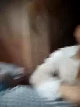 Snapshot of Bamboo-niee123 chatting on 12/20/25, 03:15 Bamboo-niee123 online show from 12/20/25, 03:15