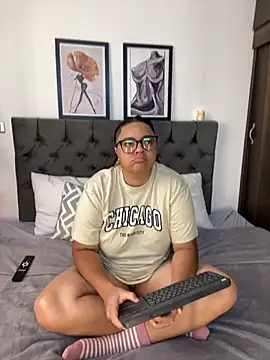 Gemini Lanzo online show from 11/04/25, 12:53