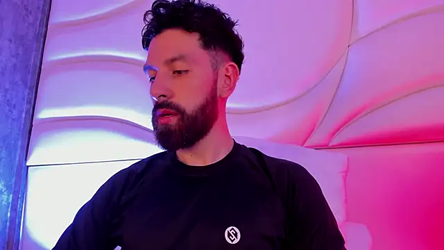 jackfoden01 online show from 11/28/25, 04:12