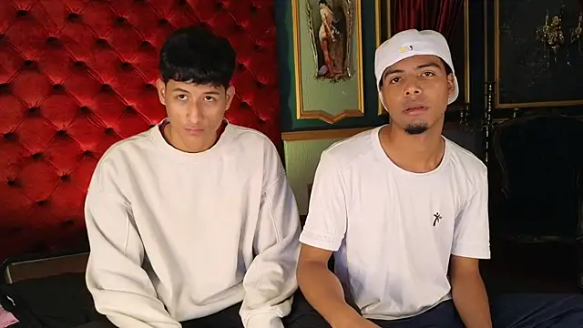 Snapshot of Jack_and_Joes chatting on 10/28/25, 07:40 Jack and Joes online show from 10/28/25, 07:40