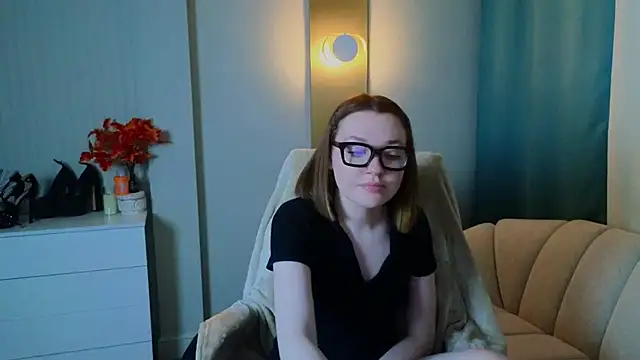 R I N A online show from 11/03/25, 01:11