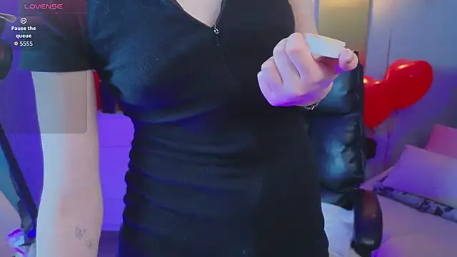 R I N A online show from 04/05/26, 01:12