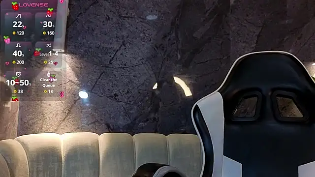 Nikka Tx online show from 04/15/26, 01:15