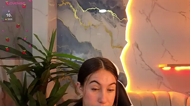 Nikka Tx online show from 02/21/26, 12:51