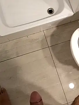 xoldie23 online show from 04/18/26, 02:08