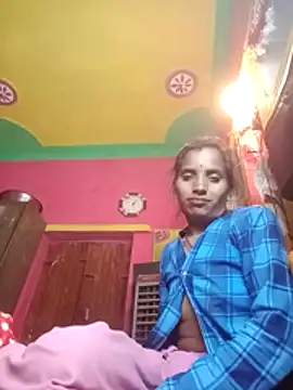 Snapshot of Anju_setty chatting on 12/21/25, 06:53 Anju setty online show from 12/21/25, 06:53