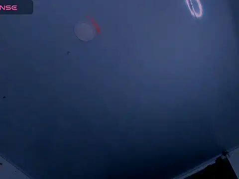 Snapshot of selenesaenz chatting on 11/03/25, 07:24 selenesaenz online show from 11/03/25, 07:24