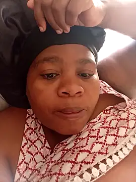 ThickLeeyanaXX online show from 12/01/25, 05:52